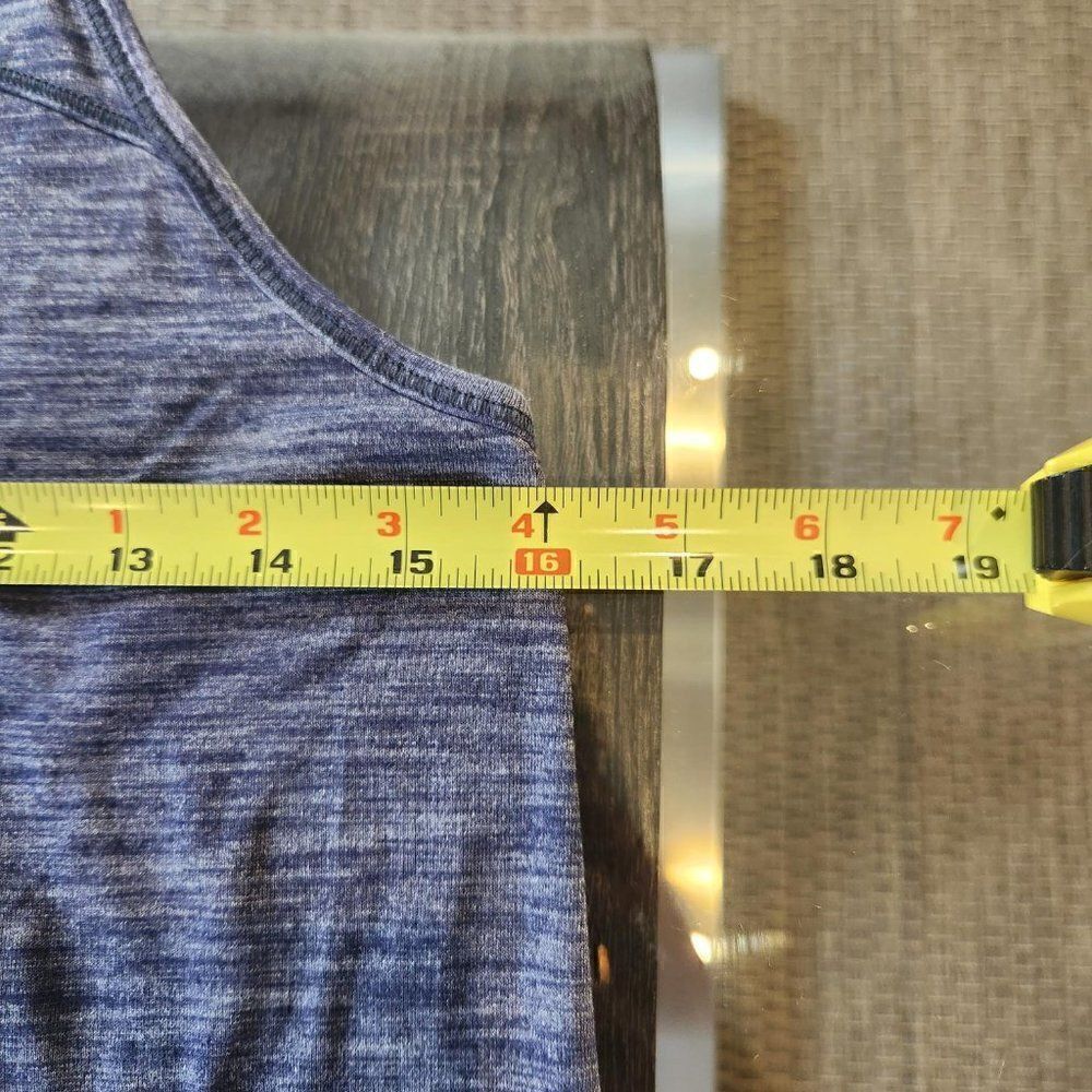 Lululemon Essential Tank - Picture 5 of 5